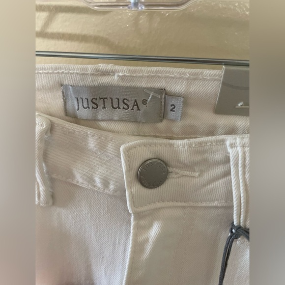 ✨NWT Just USA White Denim Cropped Flared Size 2 - Picture 5 of 11